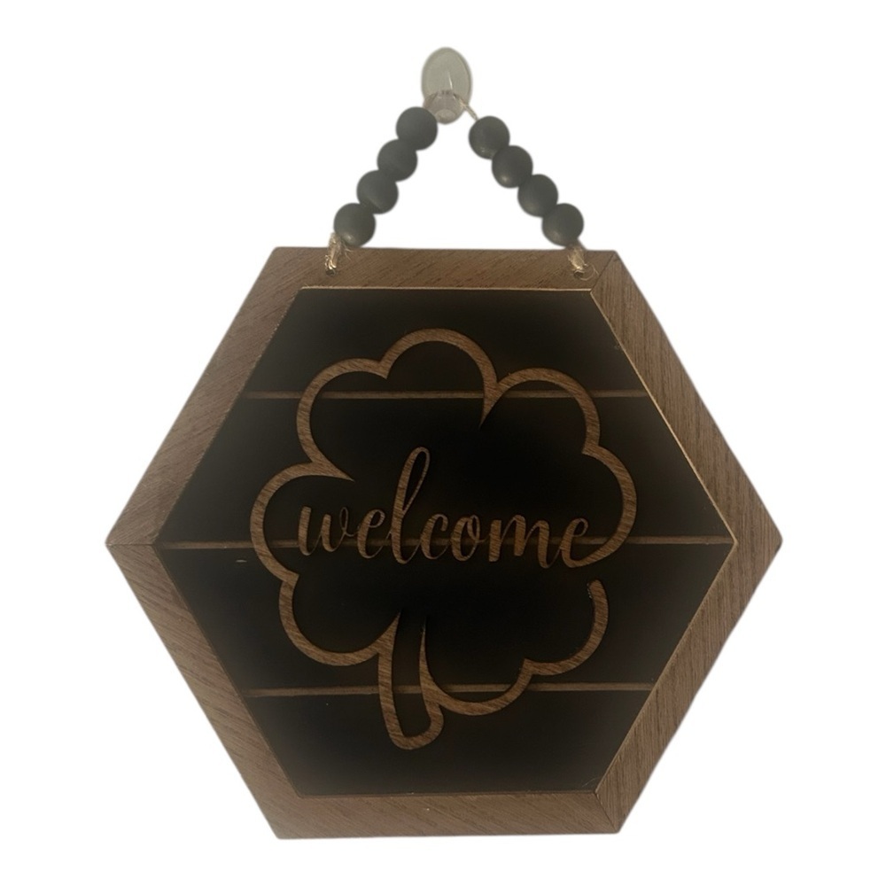 St Patrick’s Day Hexagon Welcome Sign with Beaded Hanger Farmhouse Style